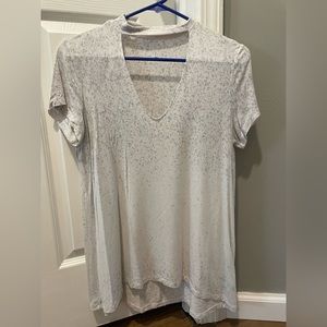 Short sleeve tee with choker